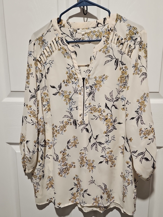 Maurices Tops - Maurices Cream Floral Zip-Front Blouse with Yellow Accents